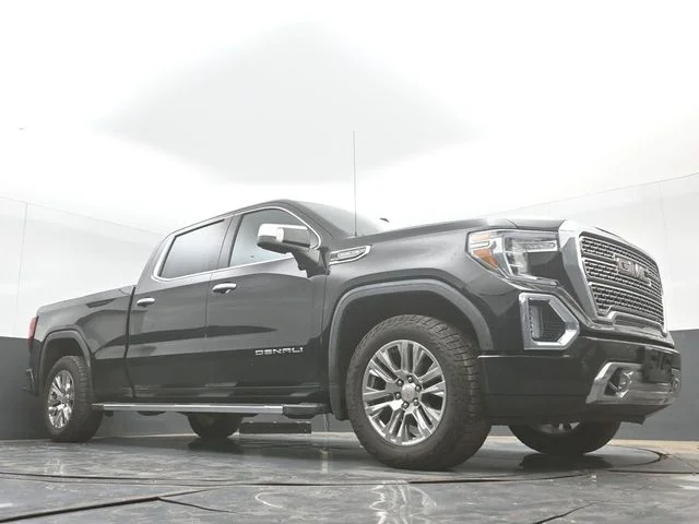 Used 2020 Black GMC Denali image 26