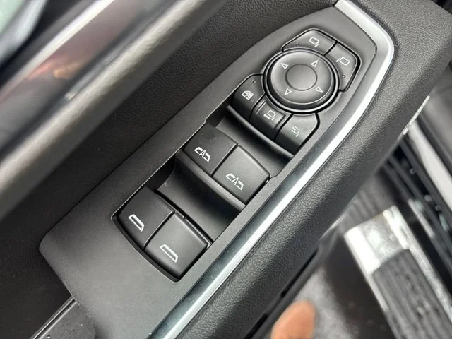 New 2026 Onyx Black GMC SLT image 13
