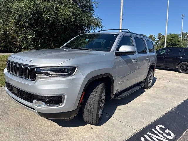 Used 2022 Silver Jeep Series II image 5