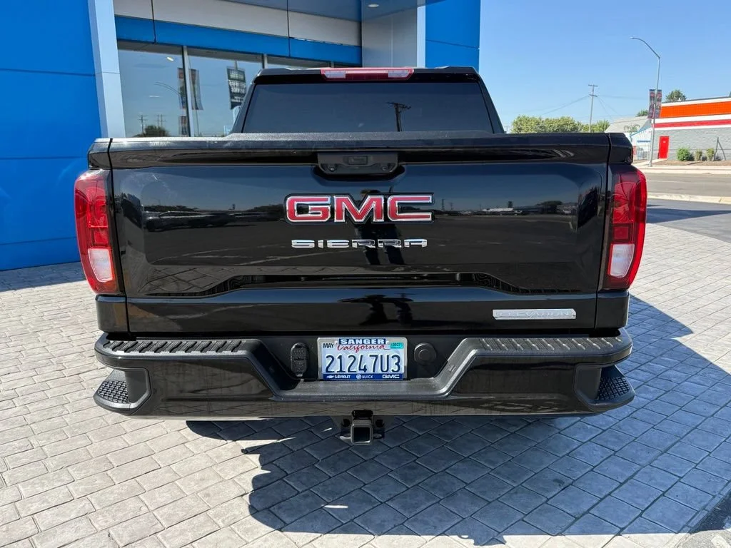 Used 2023 Onyx Black GMC Elevation image 9