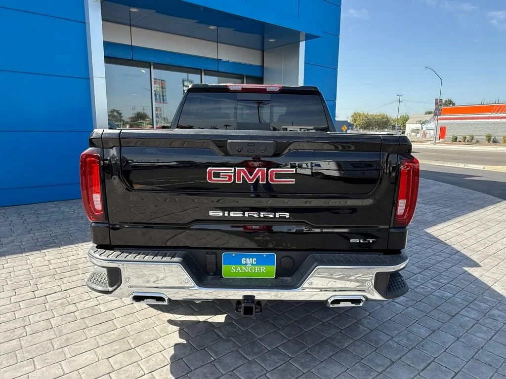 New 2026 Onyx Black GMC SLT image 9
