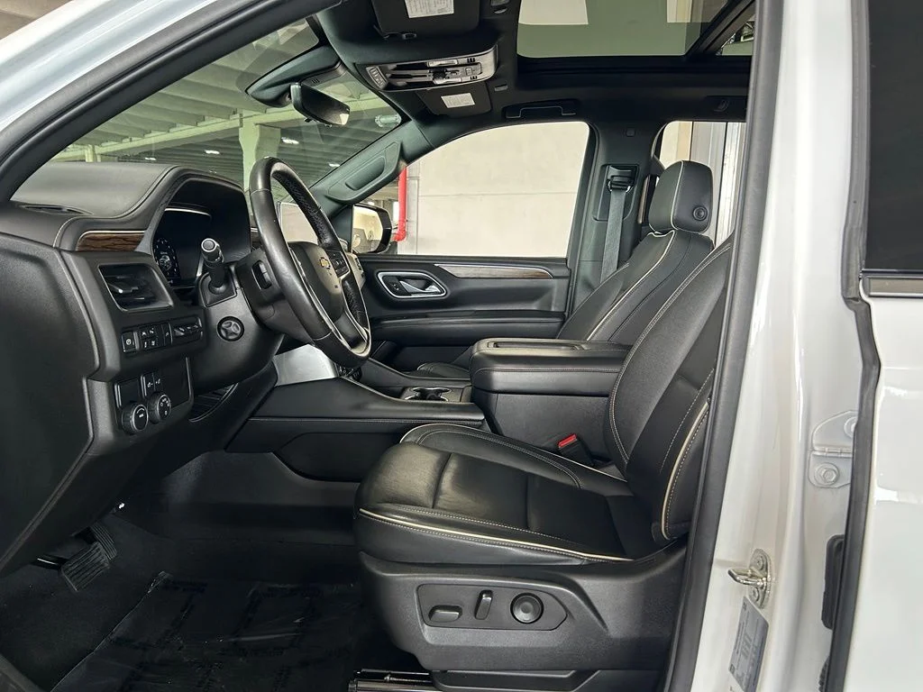 Used 2022 Summit White Chevrolet Premier image 15