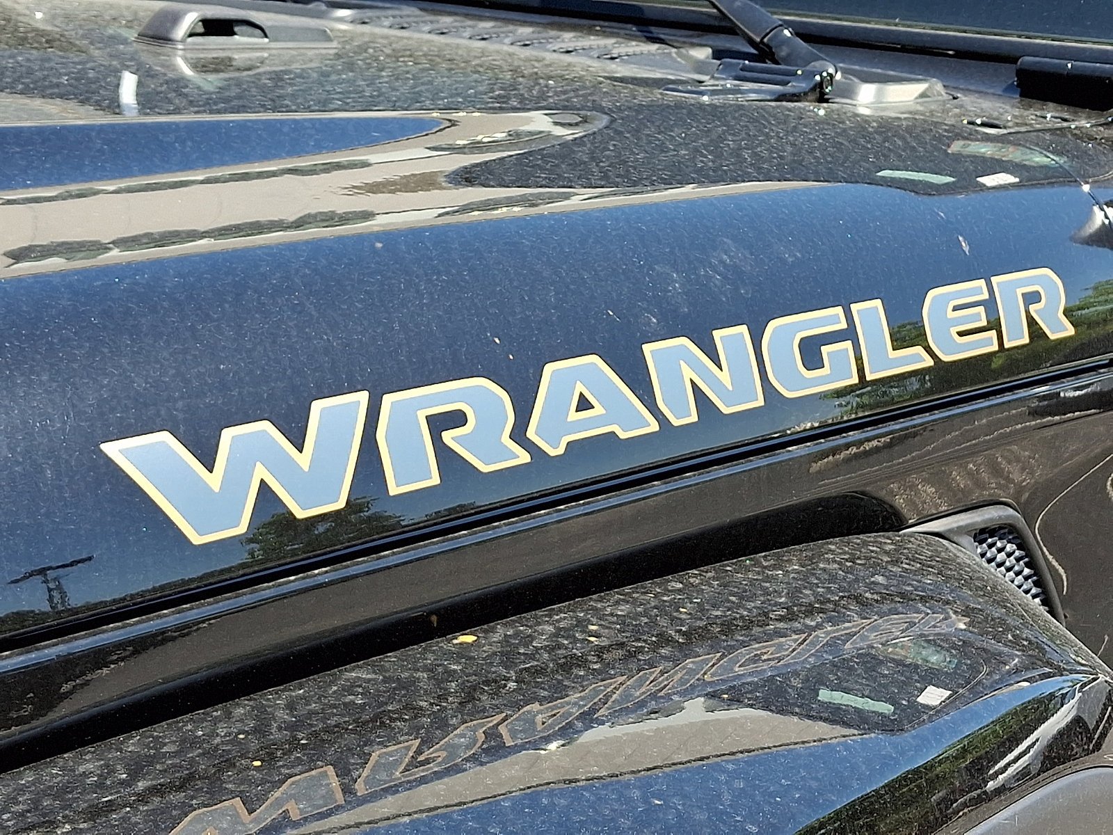 New 2026 Black Clear-Coat Exterior Paint Jeep 85th Anniversary image 17