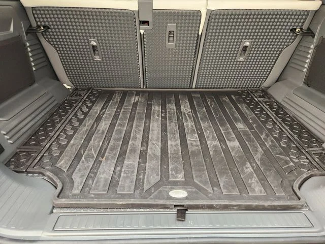 Certified Used 2026 Blue Land Rover S image 27