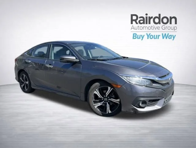 2017 Honda Civic Touring CVT's photo