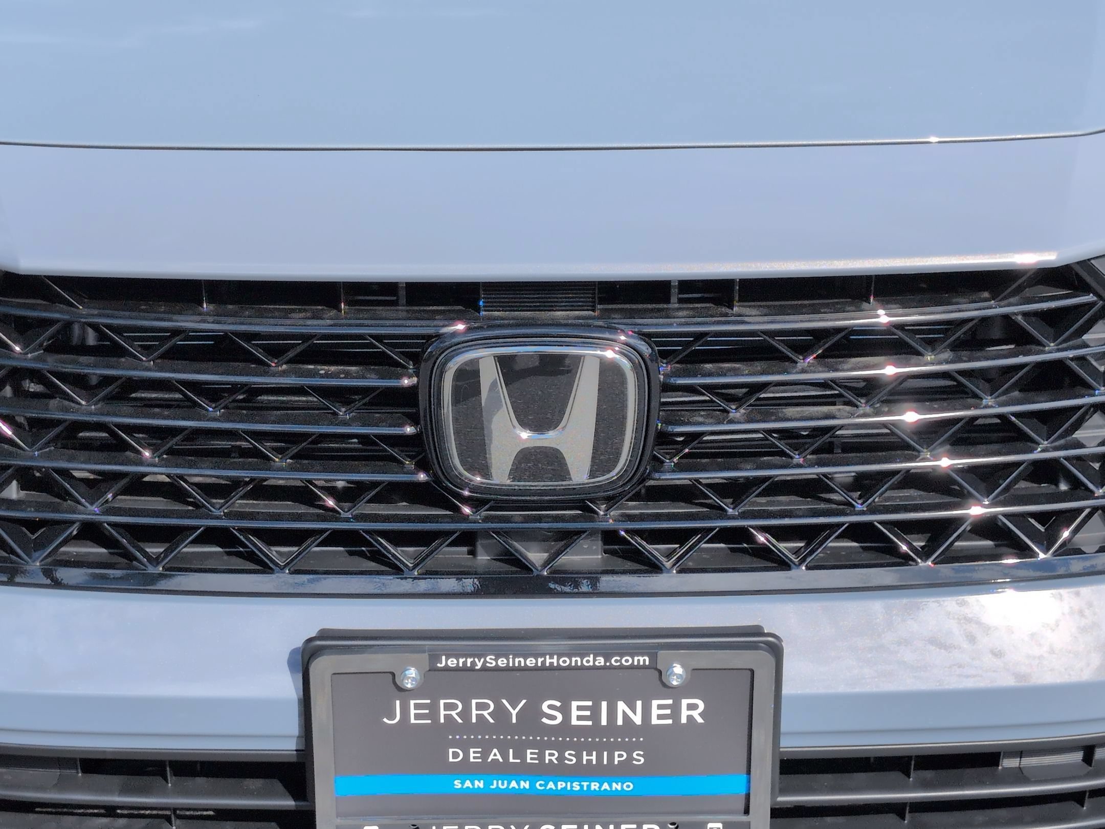 New 2025 Urban Gray Pearl Honda SE image 9