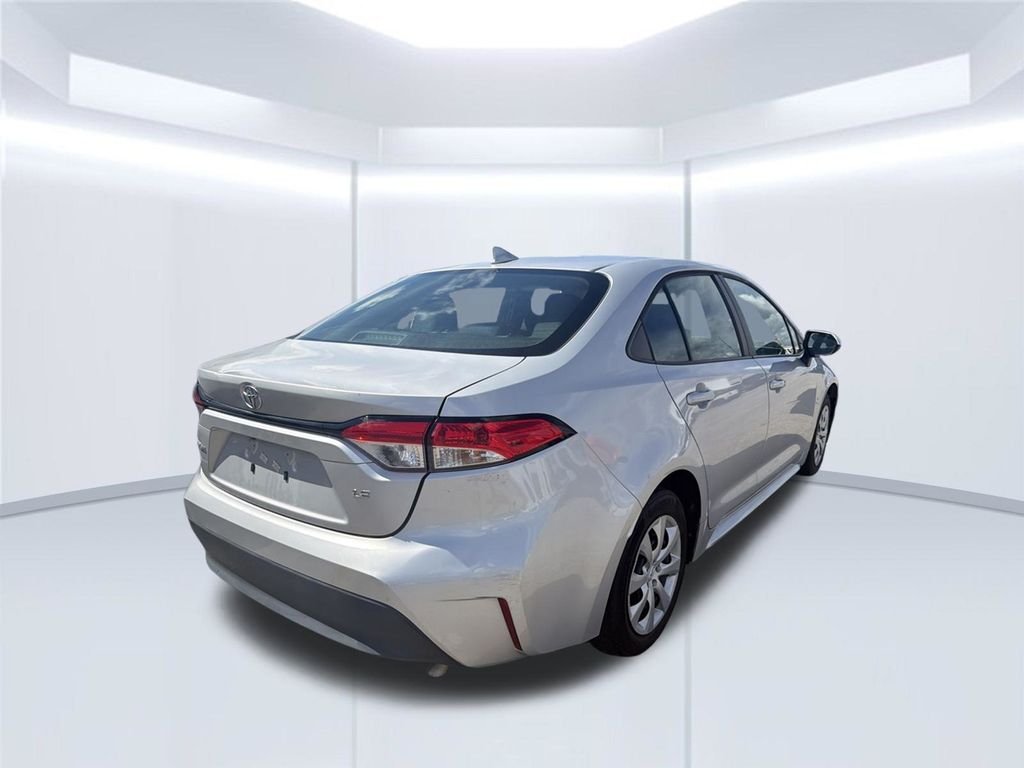 Used 2023 Silver Toyota LE image 19