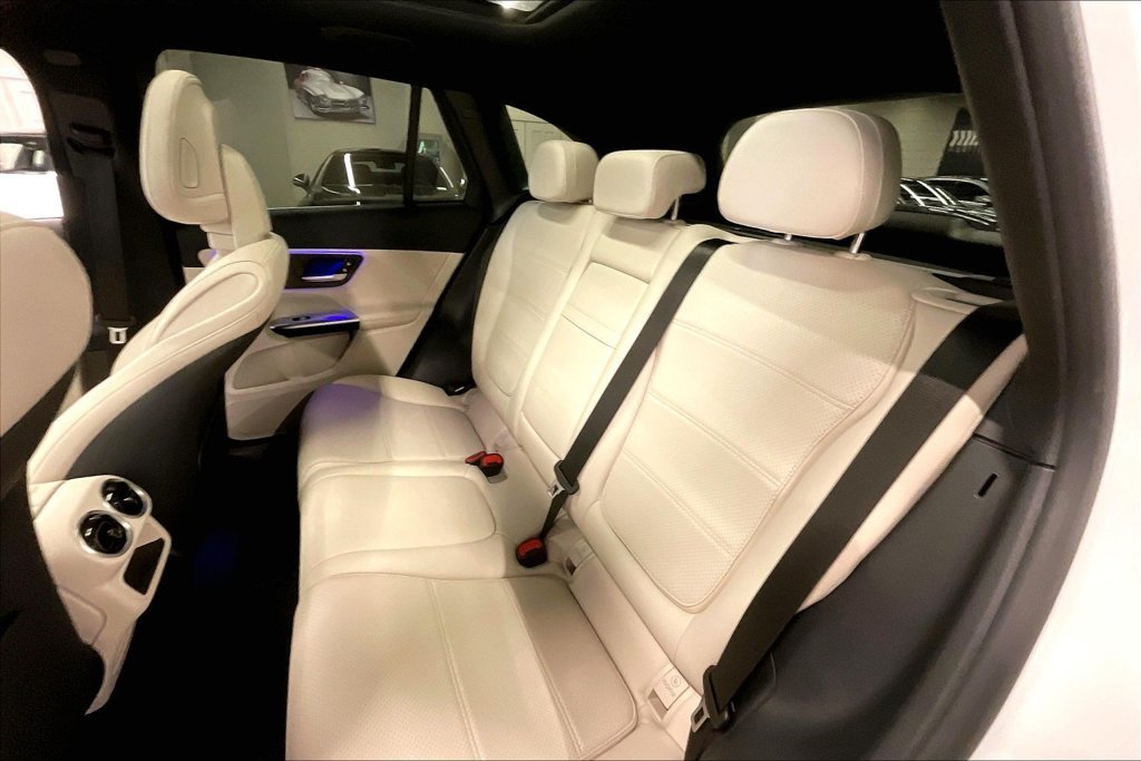 2024 Mercedes-Benz GLC GLC 300 - Photo 18