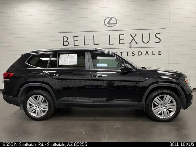 Used 2019 Black Volkswagen 3.6L V6 SE image 3