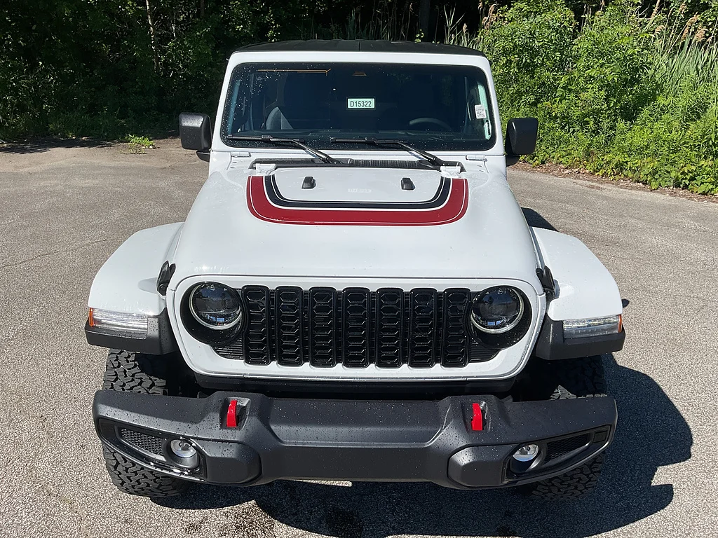 New 2026 Bright White Clearcoat Jeep 4-Door Willys 