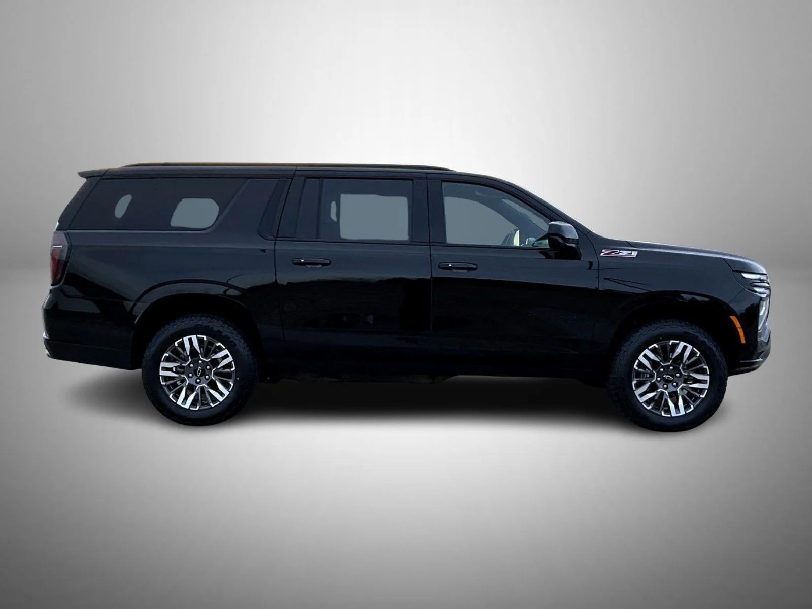 Used 2025 Black Chevrolet Z71 image 4