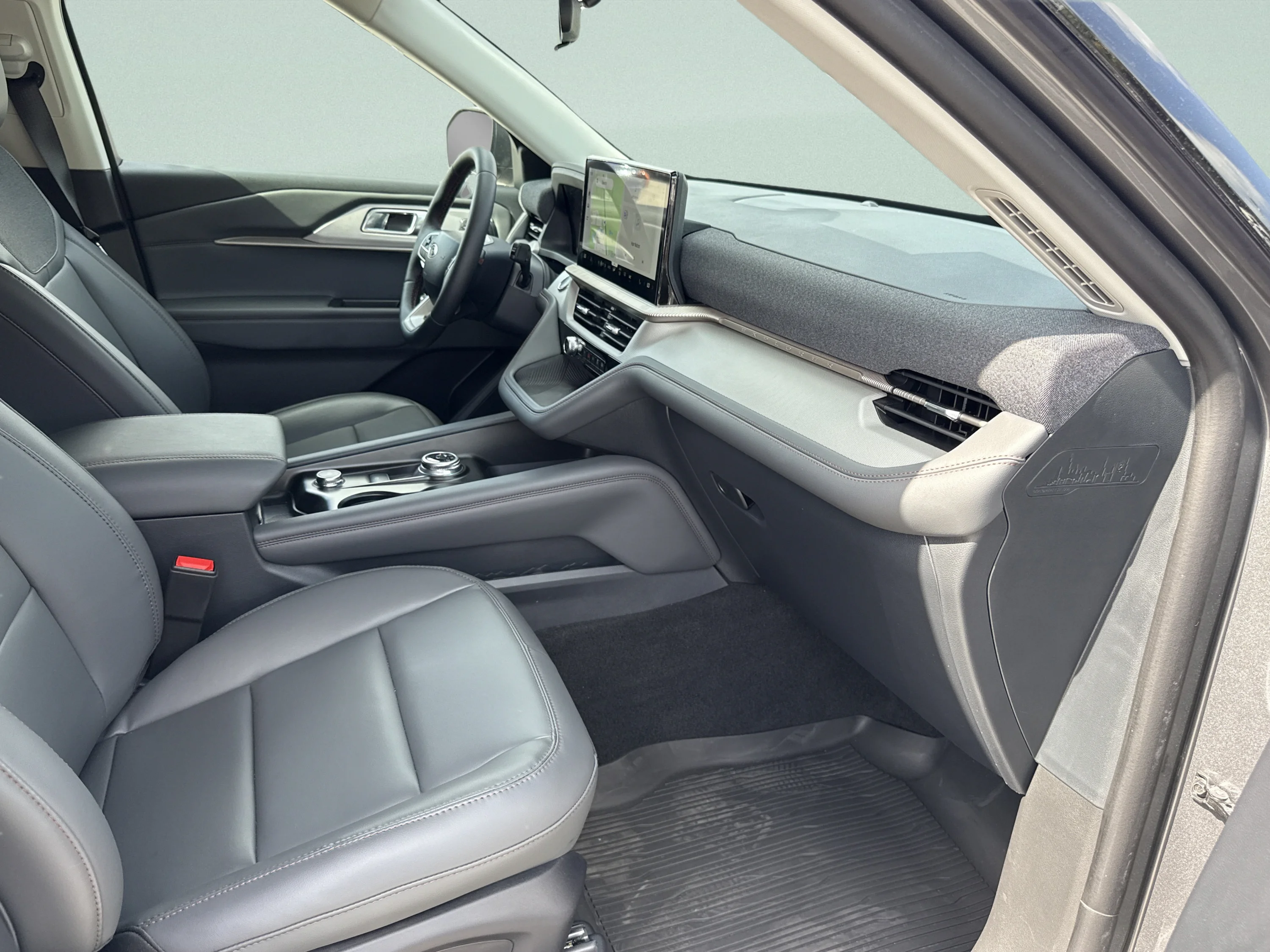 Used 2026 Carbonized Gray Metallic Ford Active image 19