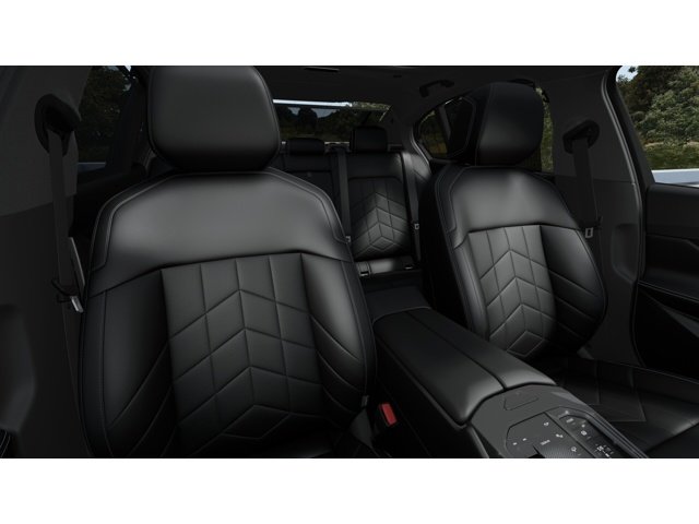 New 2027 Black Sapphire Metallic BMW 550e image 11