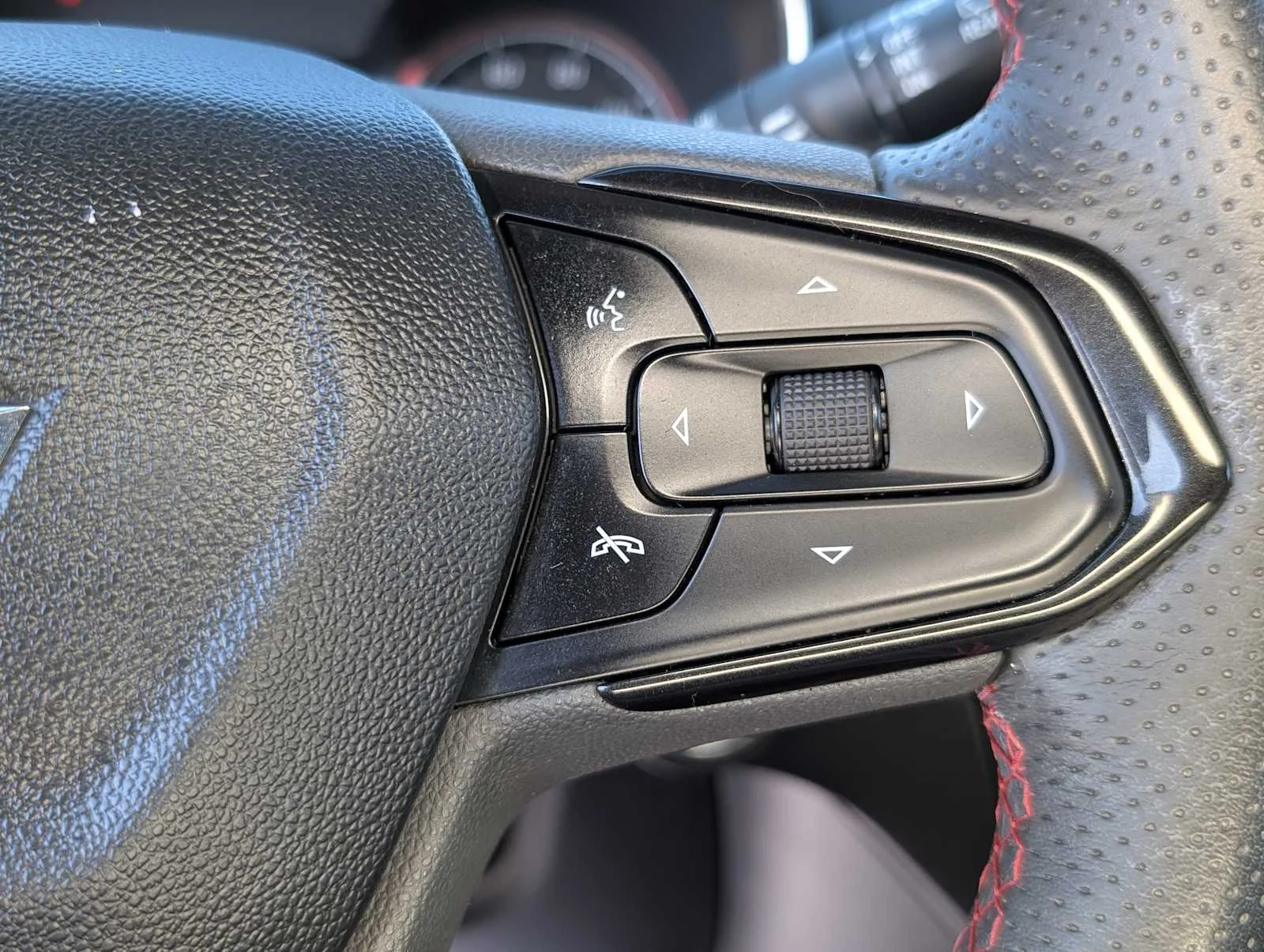 Certified Used 2022 Satin Steel Metallic Chevrolet RS image 33