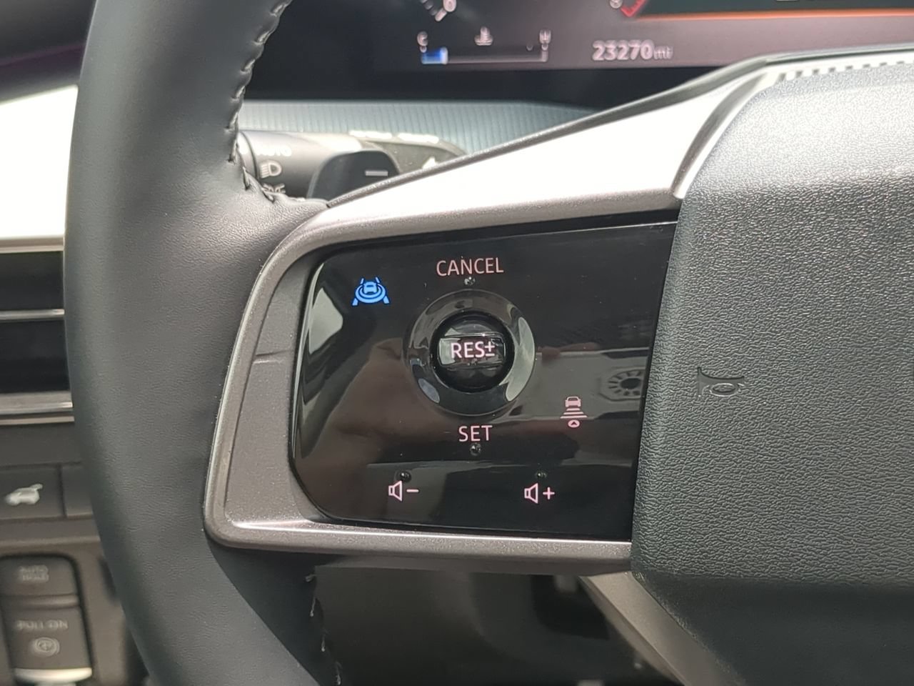 Used 2025 Gun Metallic [gray] Nissan SL image 24