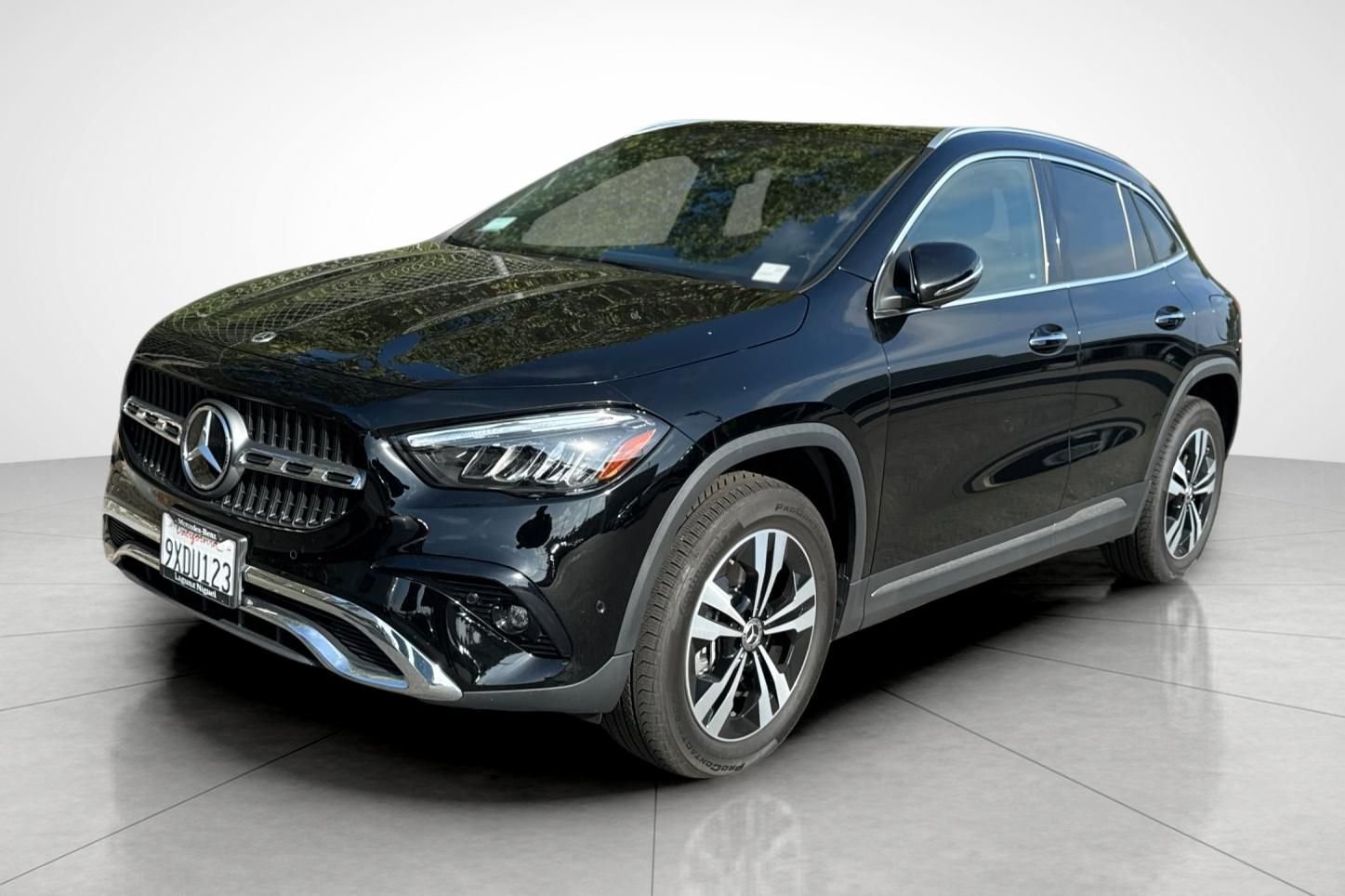 Courtesy Vehicle 2026 GLA 250 4MATIC® SUV 