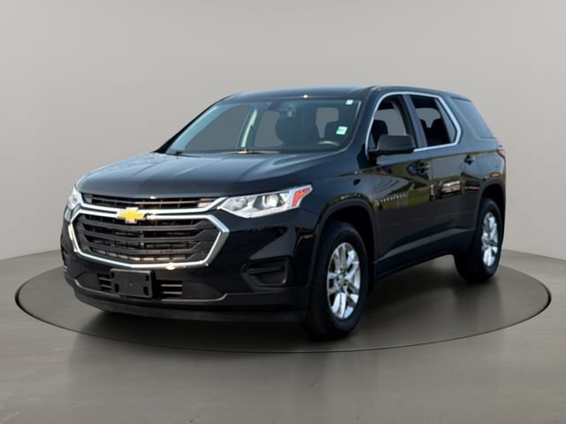 Used 2019 MOSAIC BLACK METALLIC Chevrolet LS image 3