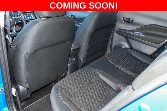Used 2021 Blue Nissan S image 18