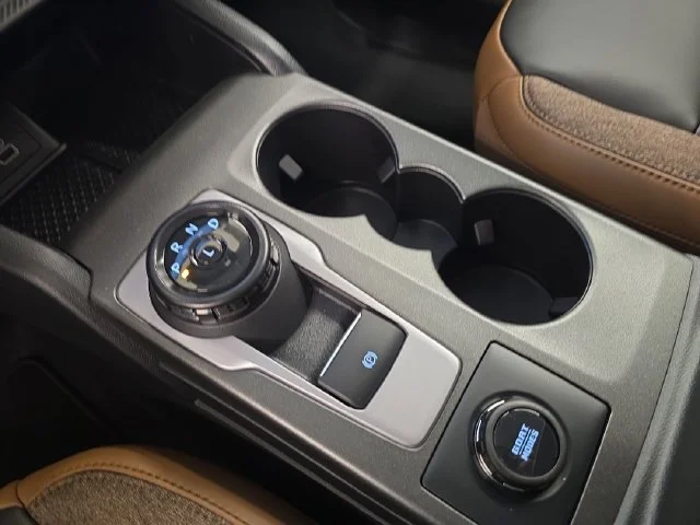 New 2026 Carbonized Gray Metallic Ford Outer Banks® image 28