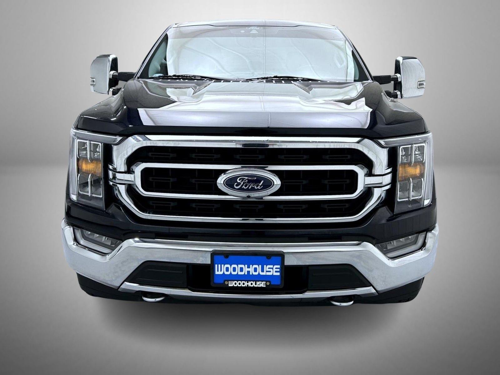 Used 2021 Blue Ford XLT image 2