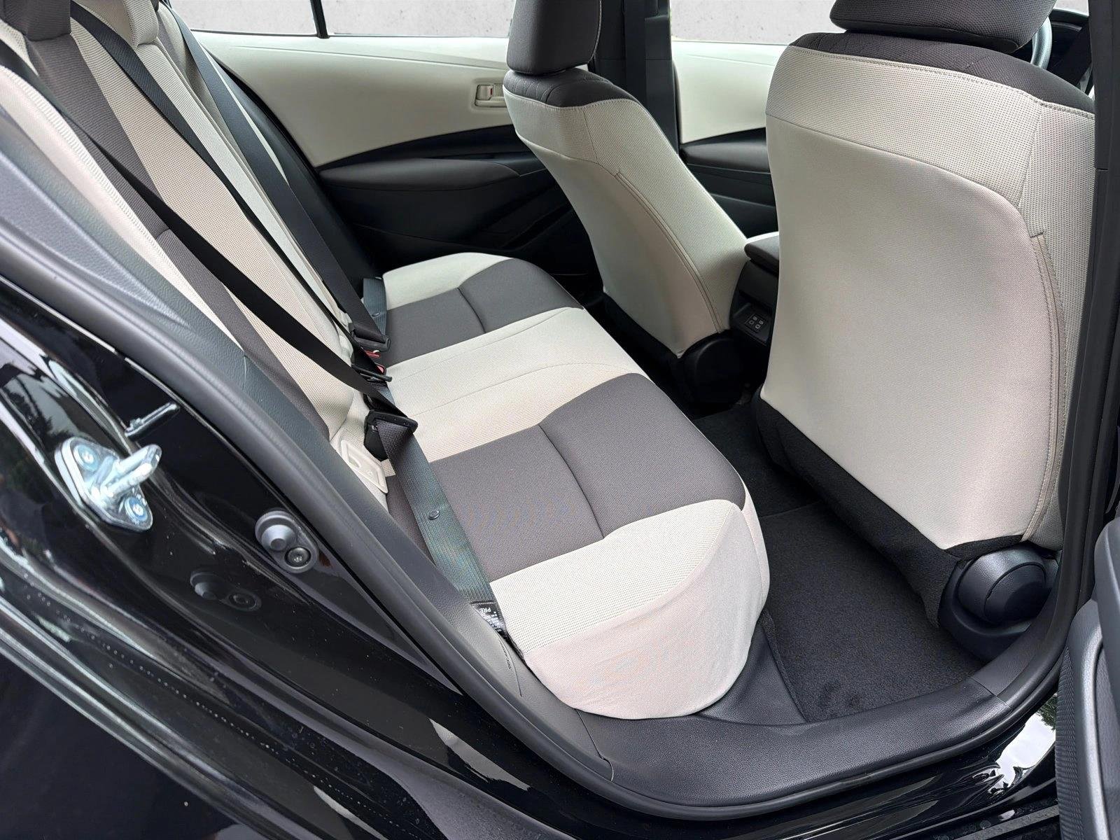 New 2026 Midnight Black Metallic Toyota LE image 15