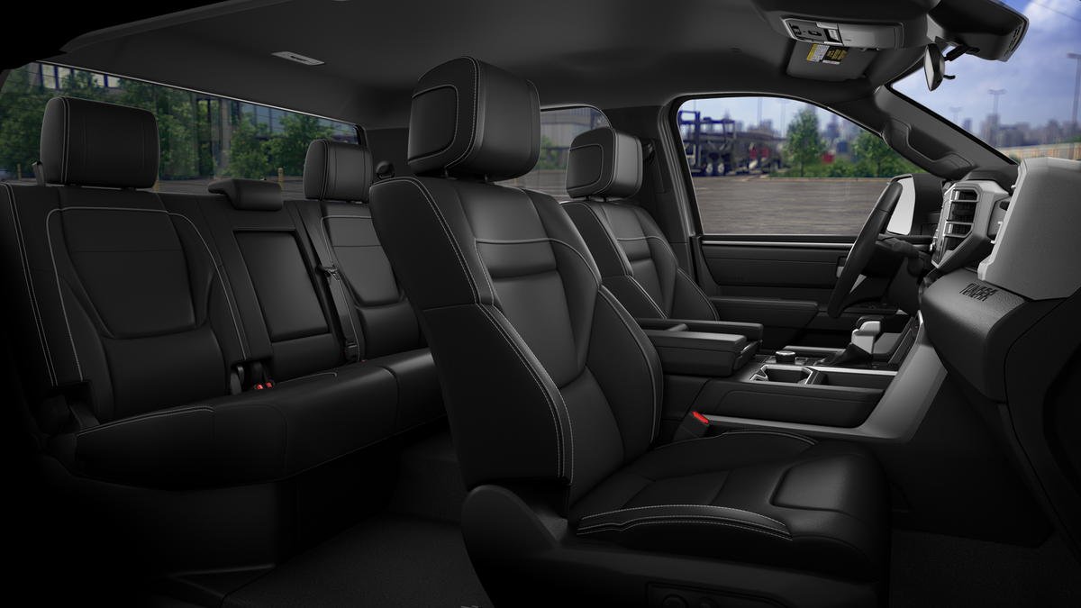 New 2026 Lunar Rock Toyota SR5 image 32
