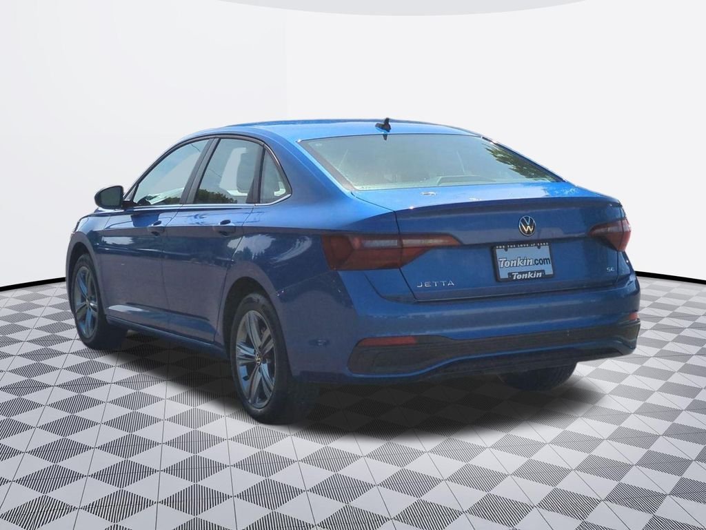 Used 2024 Blue Volkswagen 1.5T SE image 4