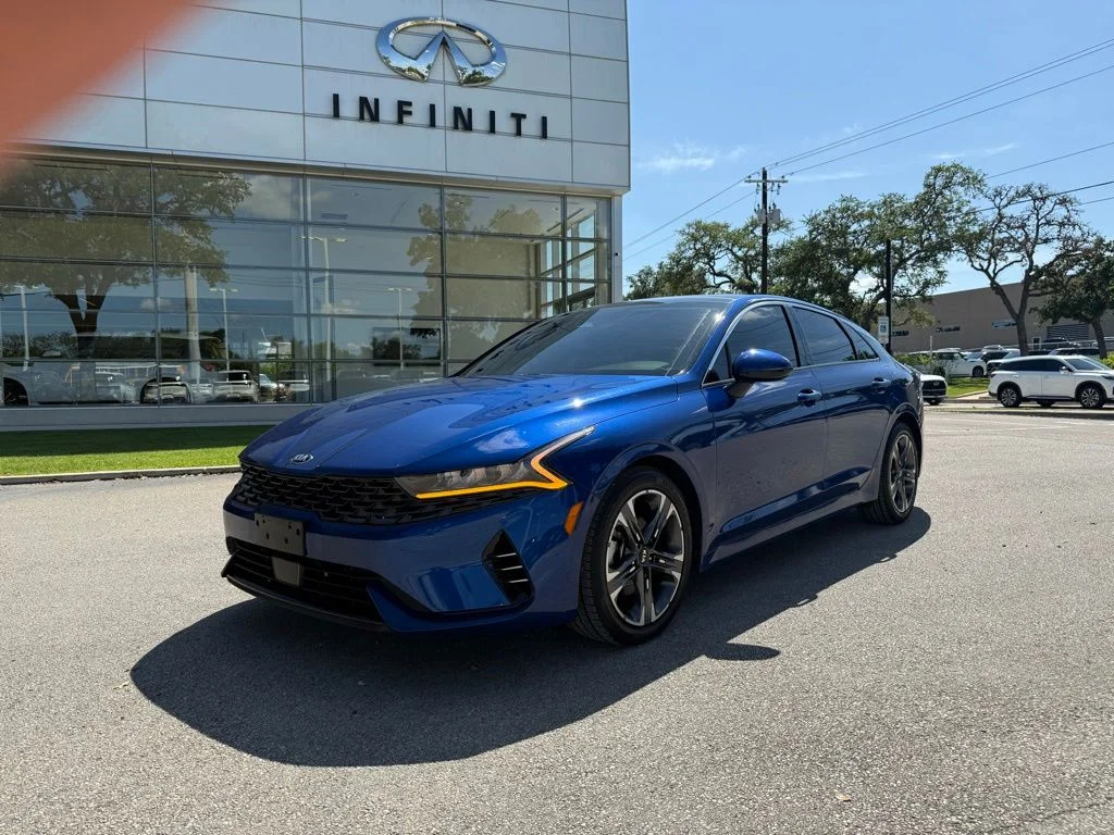2021 Kia Optima EX FWD's photo