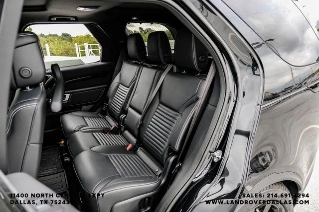 Used 2025 Santorini Black Metallic Land Rover S image 47