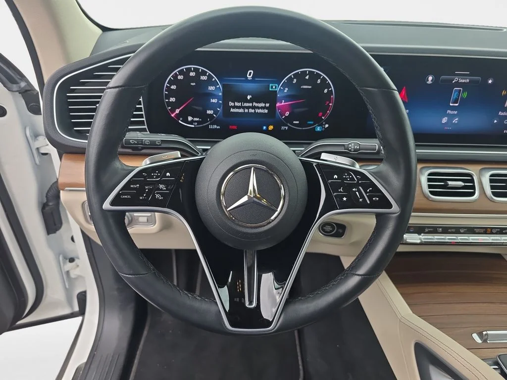 Used 2025  Mercedes-Benz GLE 350 image 13