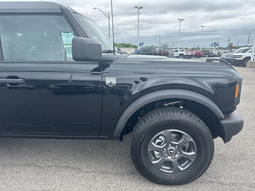 New 2026 Shadow Black Ford Big Bend image 14