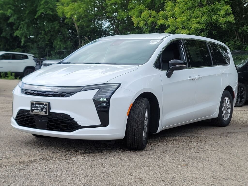 New 2027 Bright White Clear-Coat Exterior Paint Chrysler Select image 5