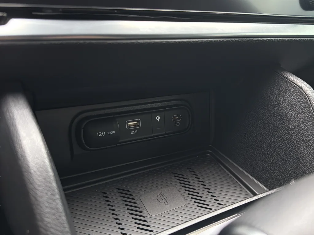 Certified Used 2023 Ebony Black Kia X-Line image 33