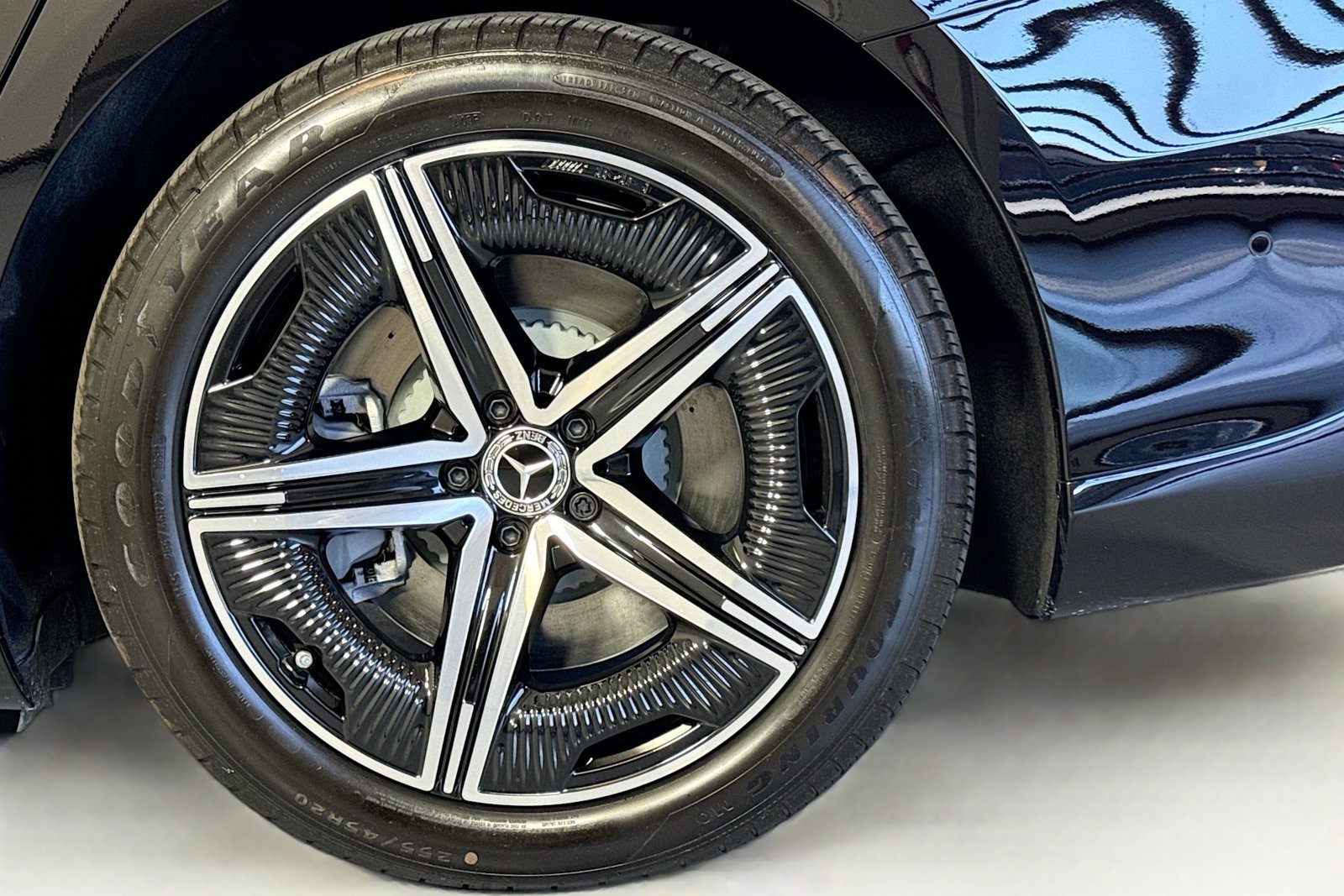 New 2026 Black Mercedes-Benz EQS 450 image 28