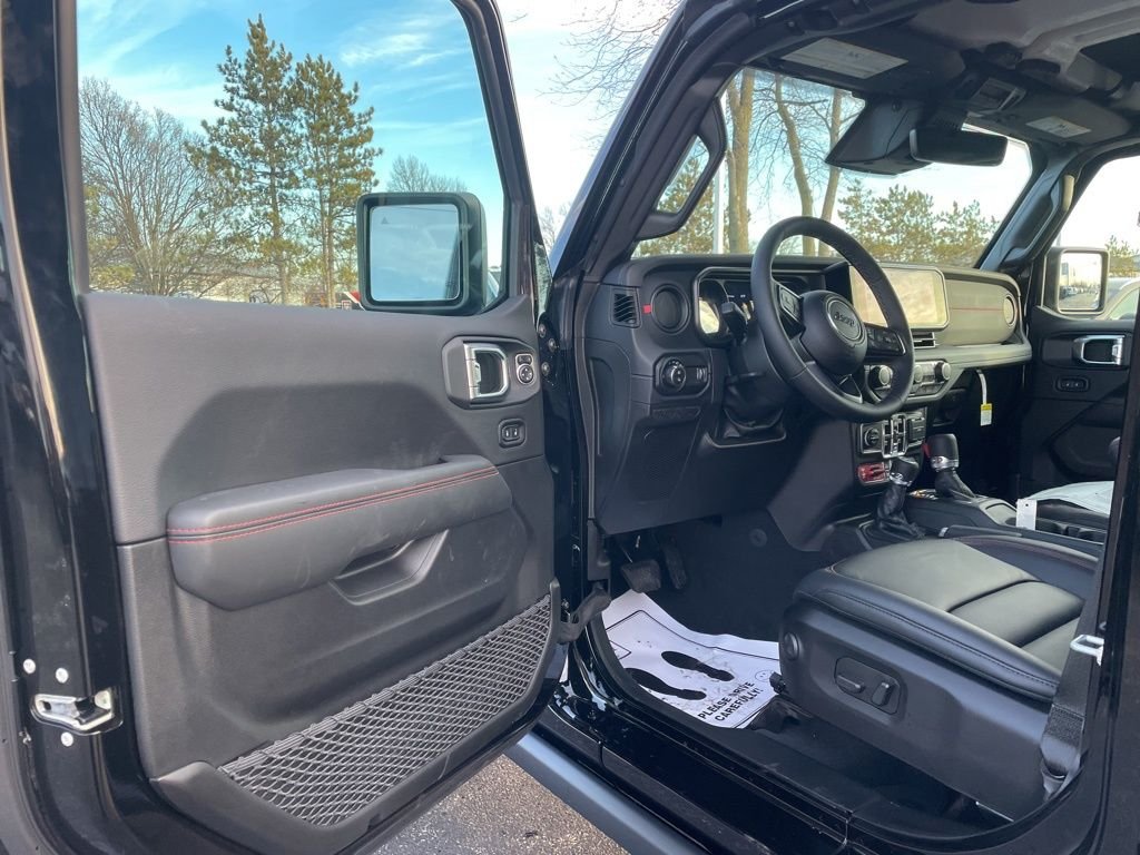 New 2026 Black Clear-Coat Exterior Paint Jeep Rubicon X image 16