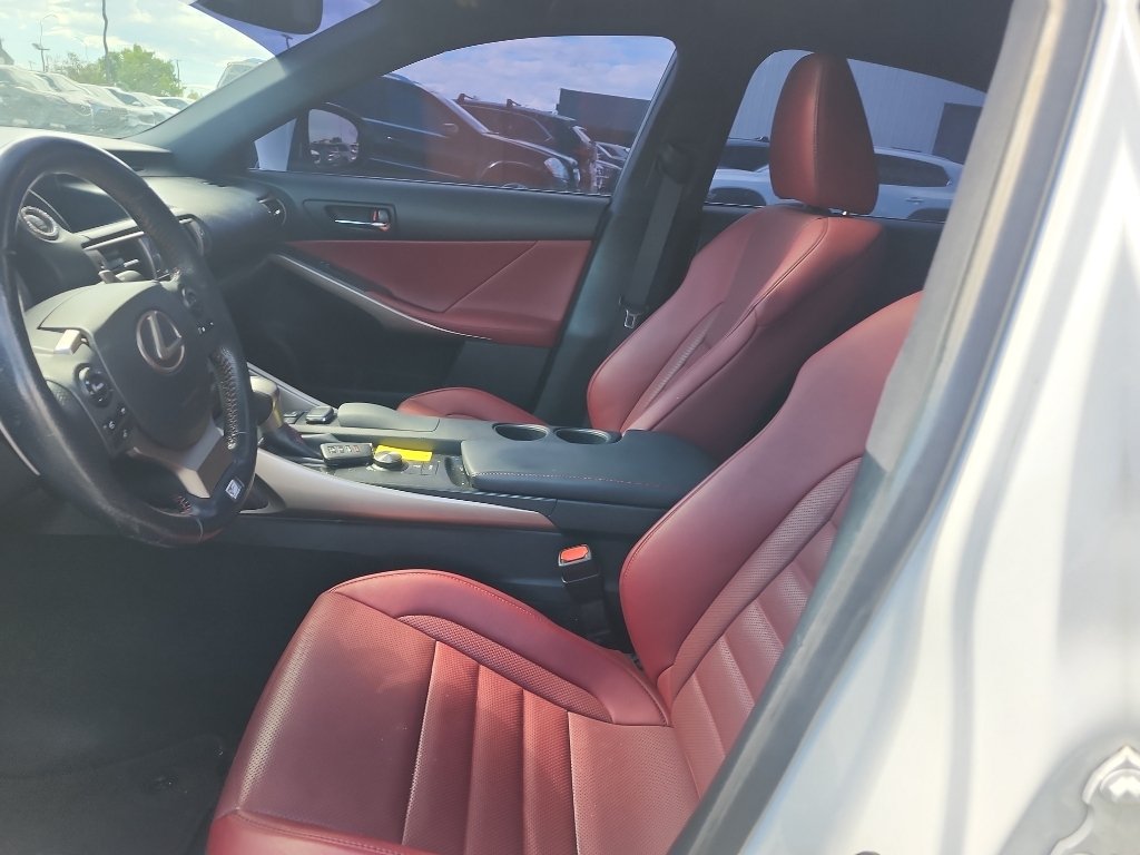 Used 2015 Starfire Pearl Lexus  image 14