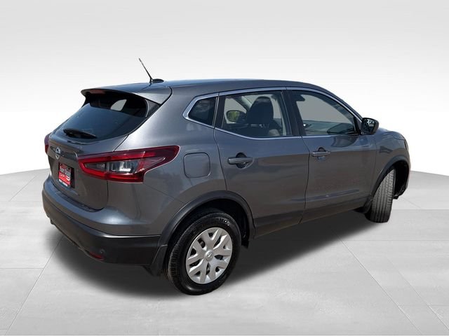 Used 2020 Gray Nissan S image 7