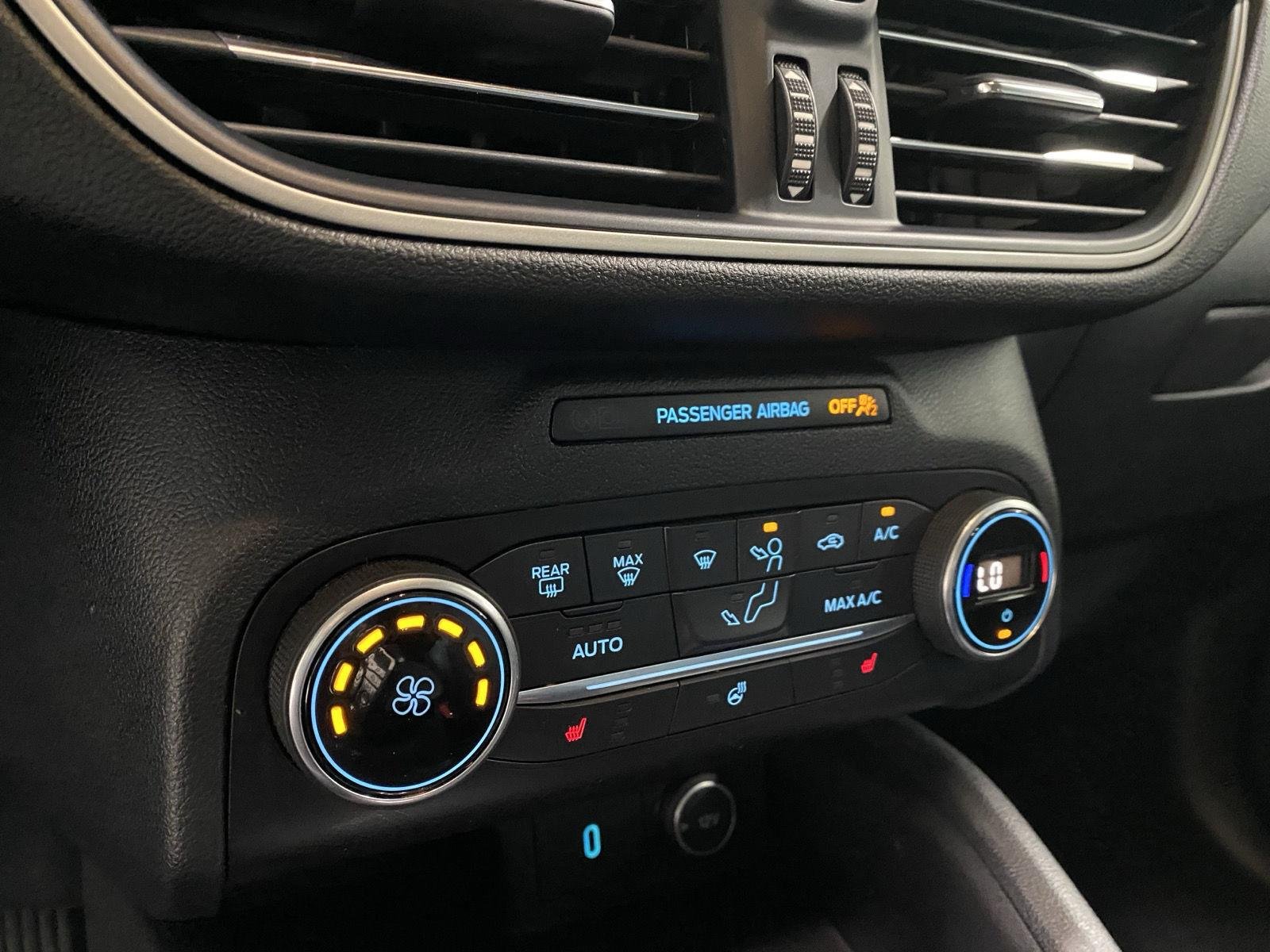Used 2020 Velocity Blue Ford SEL image 10