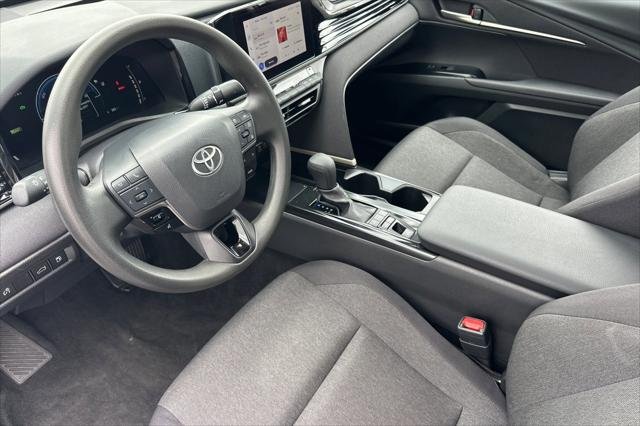 Certified Used 2025 ICE CAP Toyota  image 9