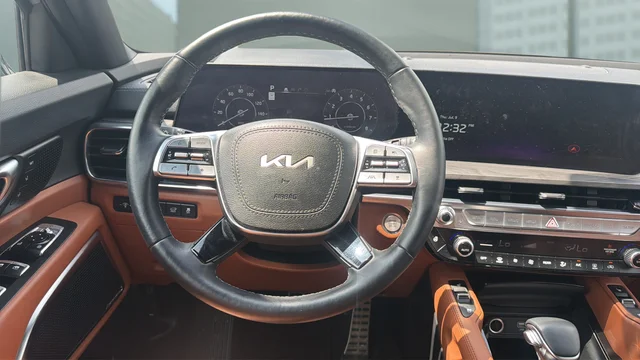 Used 2024 Black Kia SX X-Pro image 13