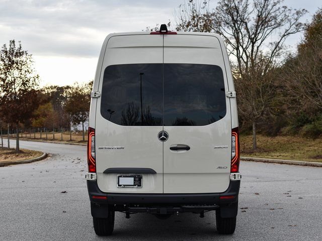 New 2026 Pebble Gray Mercedes-Benz Crew 144 WB image 9