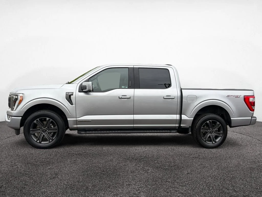 Used 2023 Silver Ford Lariat image 2