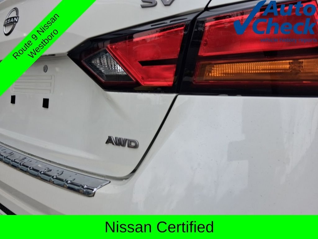 Used 2023 White Nissan 2.5 SV image 9