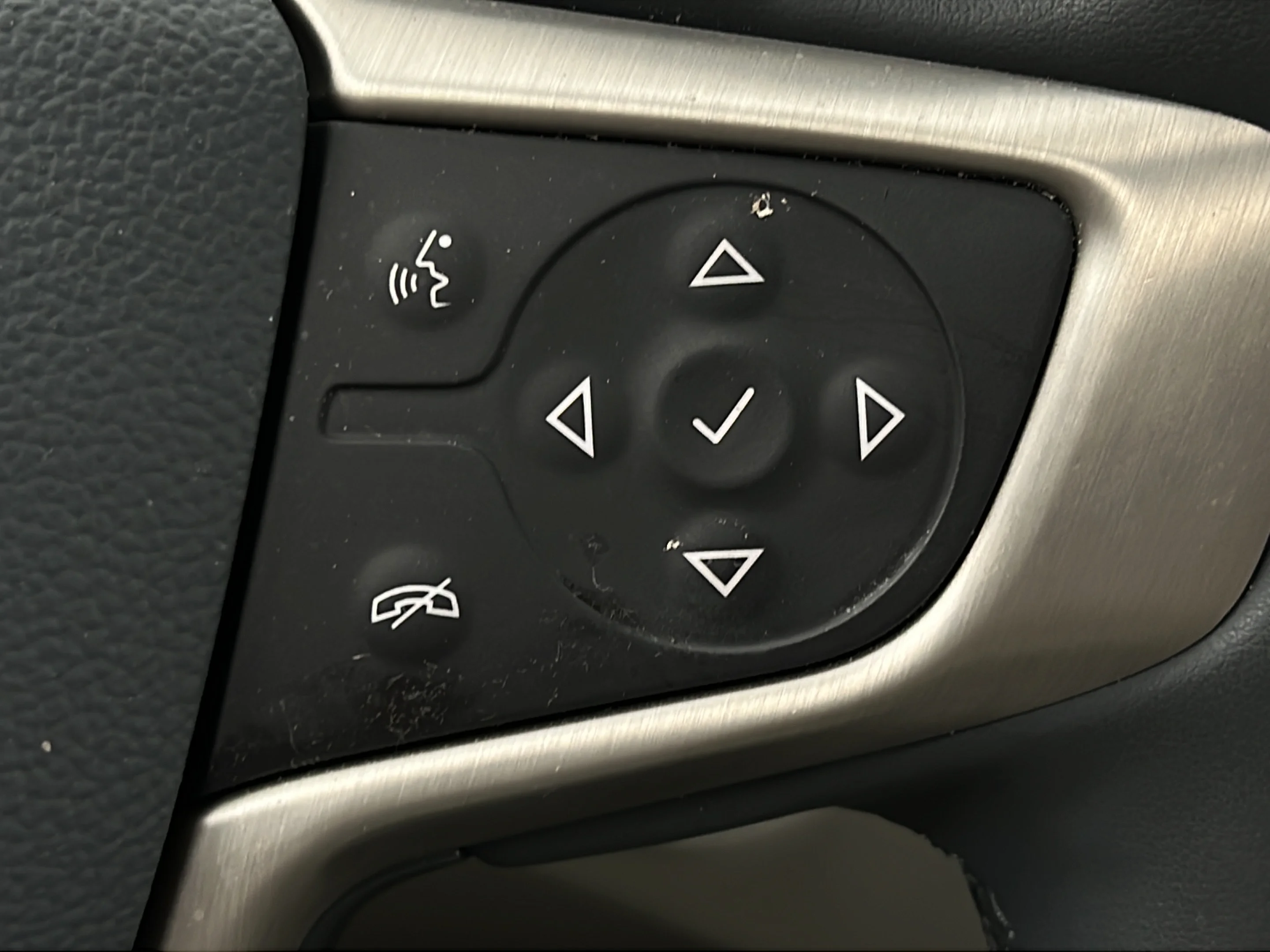 Used 2024 Downpour Metallic GMC Denali image 20