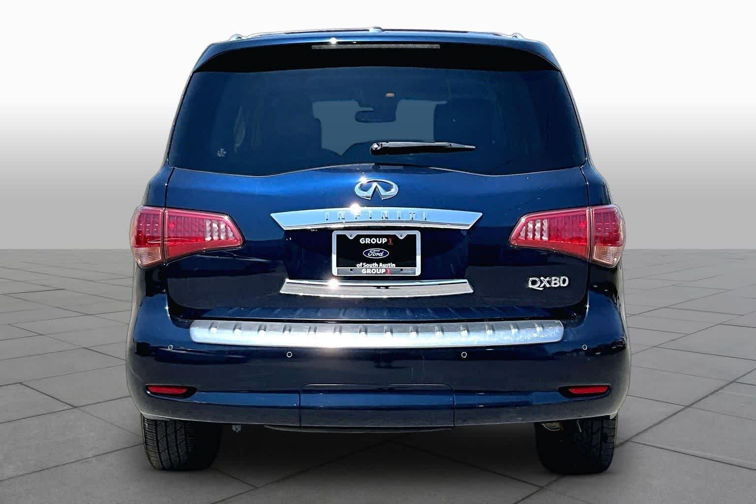 Pre-Owned 2017 INFINITI QX80 Signature Edition