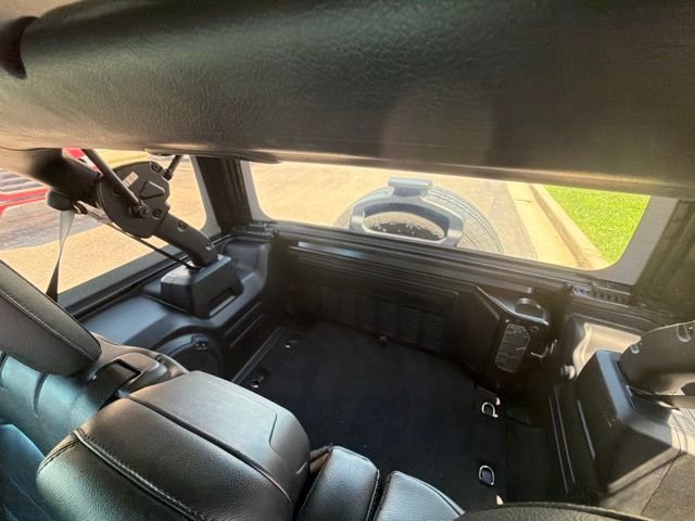Used 2023 Gray Jeep Sahara image 21