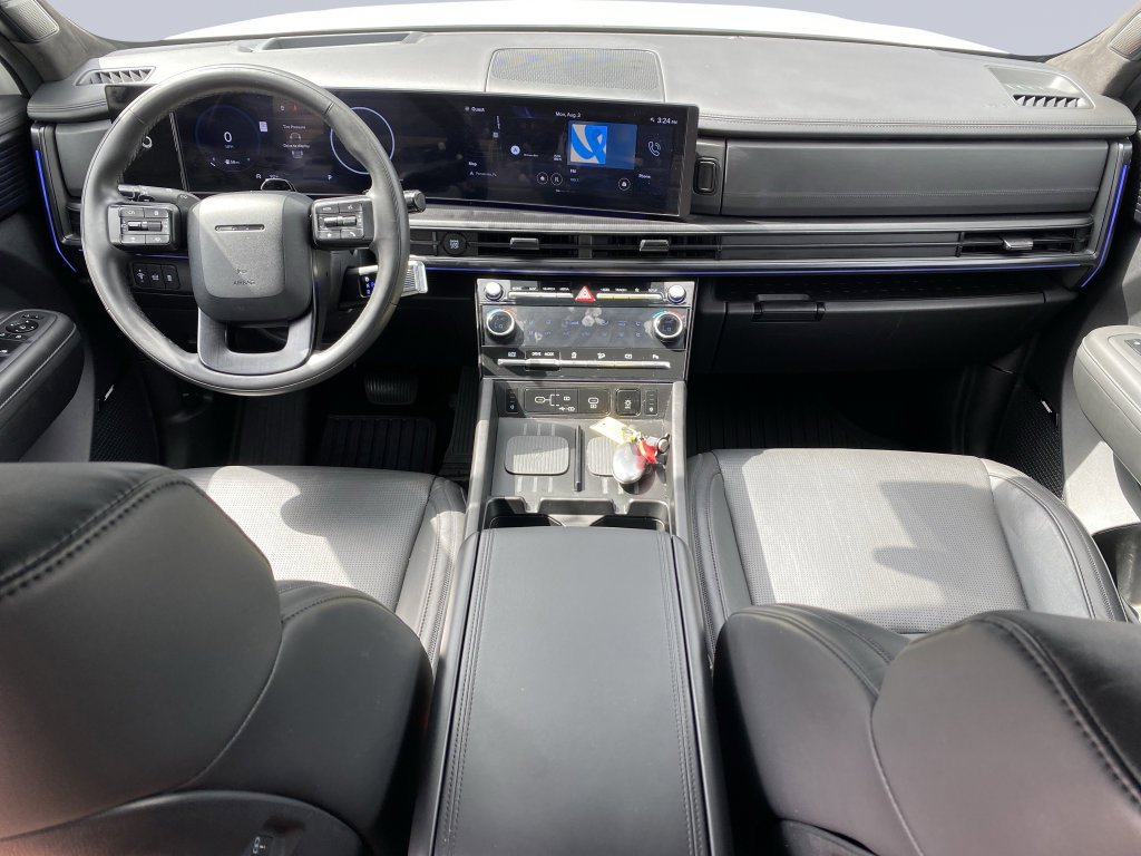 Used 2024 Serenity White Hyundai Calligraphy image 14