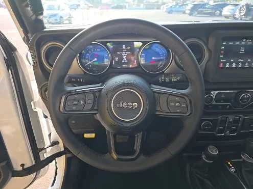 Used 2023 Bright White Clearcoat Jeep  image 9
