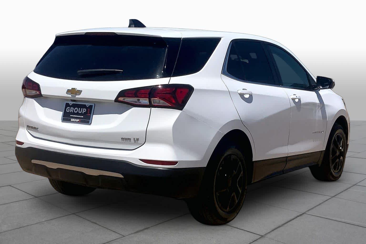 Used 2023 Summit White Chevrolet LT image 13