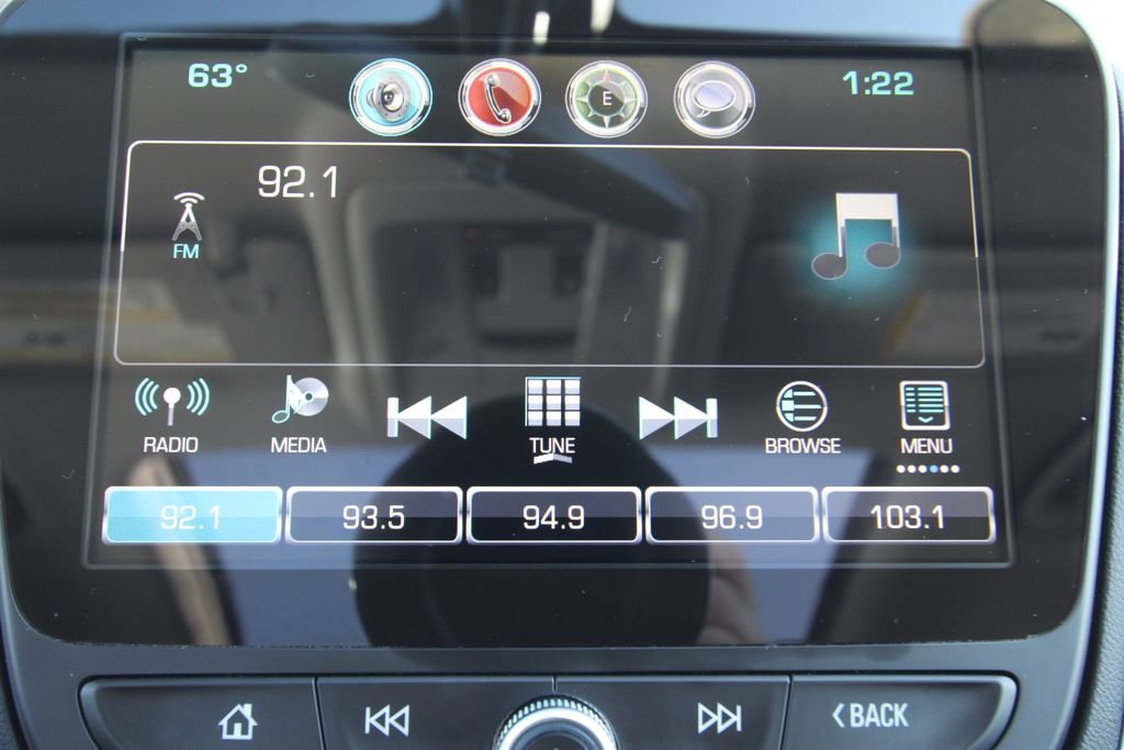 Used 2018 Gray Chevrolet LT image 29